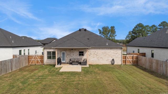 3 Firefly Catch Cove, Greenbrier, AR 72058