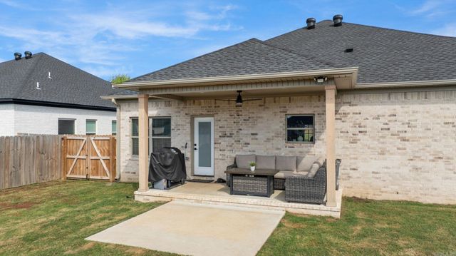 3 Firefly Catch Cove, Greenbrier, AR 72058