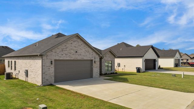 3 Firefly Catch Cove, Greenbrier, AR 72058