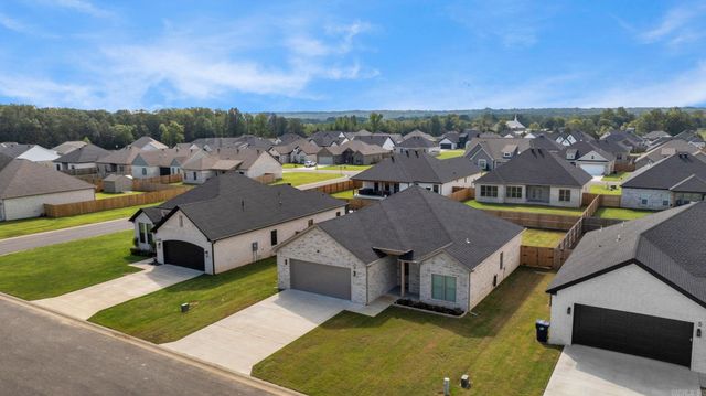 3 Firefly Catch Cove, Greenbrier, AR 72058