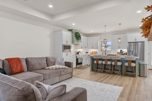 3 Firefly Catch Cove, Greenbrier, AR 72058