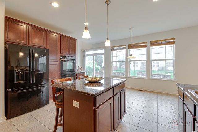 2030 PADUA Drive, Elgin, IL 60123