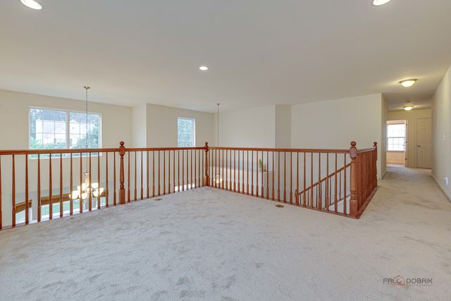 2030 PADUA Drive, Elgin, IL 60123