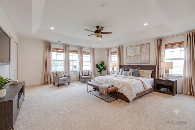 2030 PADUA Drive, Elgin, IL 60123