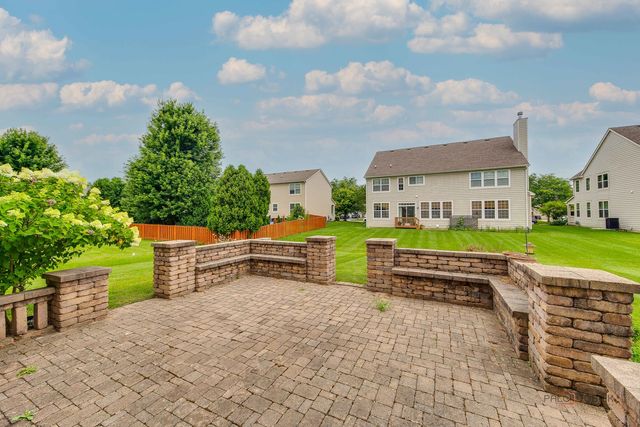 2030 PADUA Drive, Elgin, IL 60123