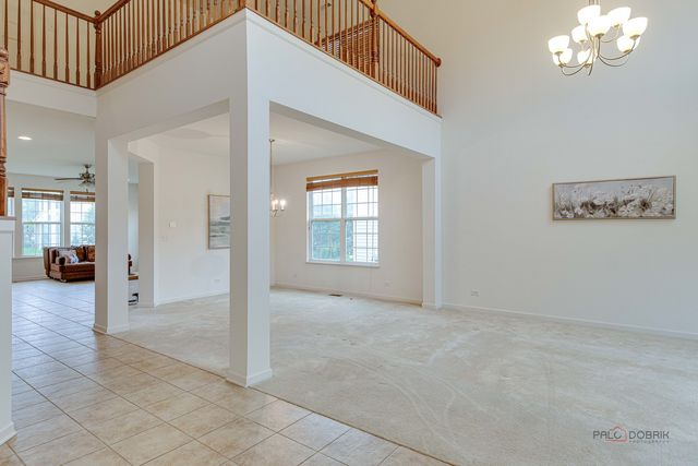 2030 PADUA Drive, Elgin, IL 60123