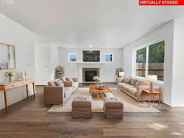 21730 PALISADE Pl, Fairview, OR 97024