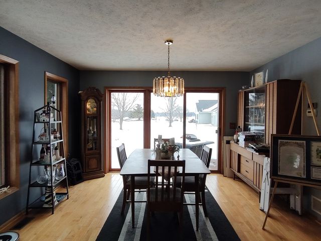 100 SW Thornhill Drive, Poplar Grove, IL 61065