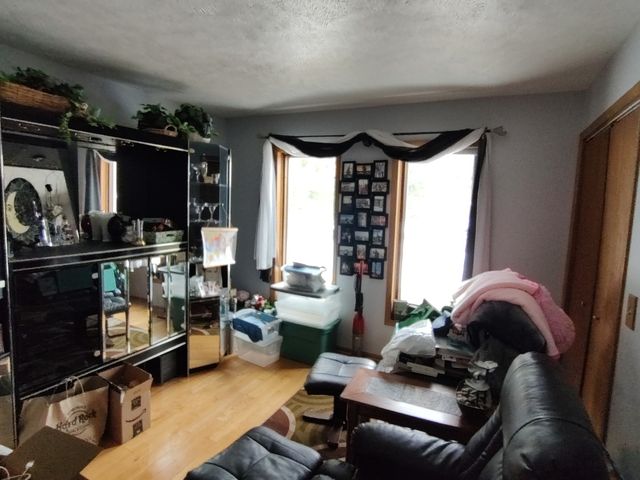 100 SW Thornhill Drive, Poplar Grove, IL 61065