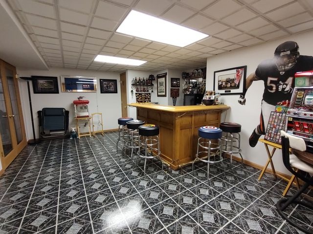 100 SW Thornhill Drive, Poplar Grove, IL 61065