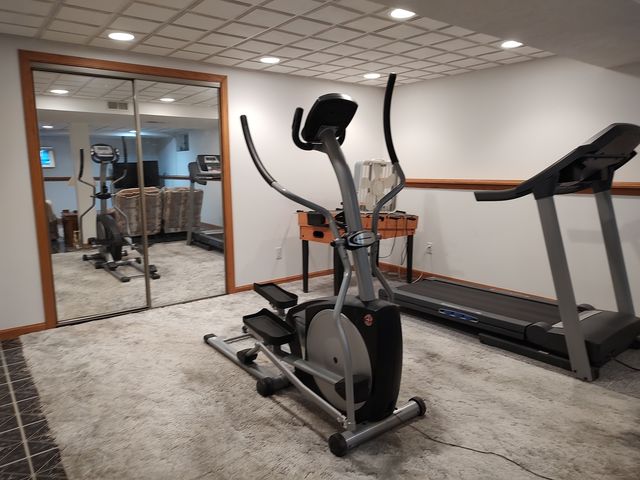 100 SW Thornhill Drive, Poplar Grove, IL 61065