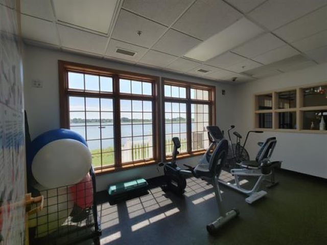 100 SW Thornhill Drive, Poplar Grove, IL 61065