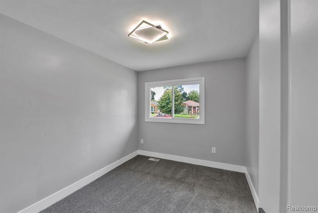 9358 Virgil, Redford, MI 48239
