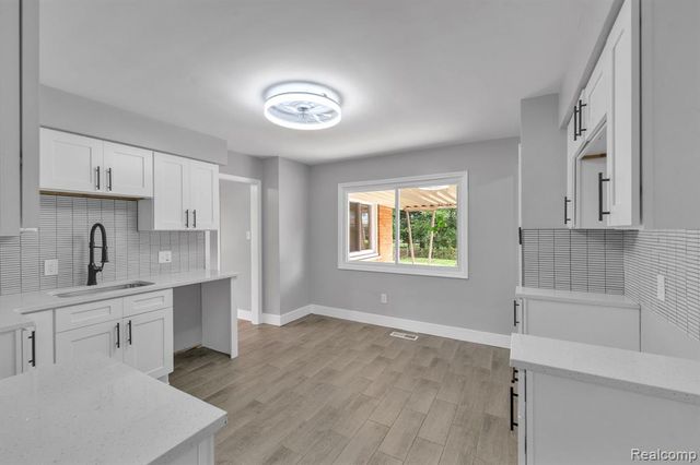 9358 Virgil, Redford, MI 48239