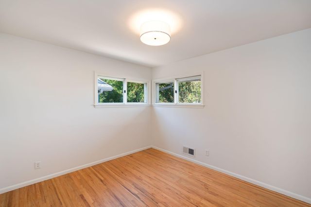 1253 Saint Paul Avenue, Saint Paul, MN 55116
