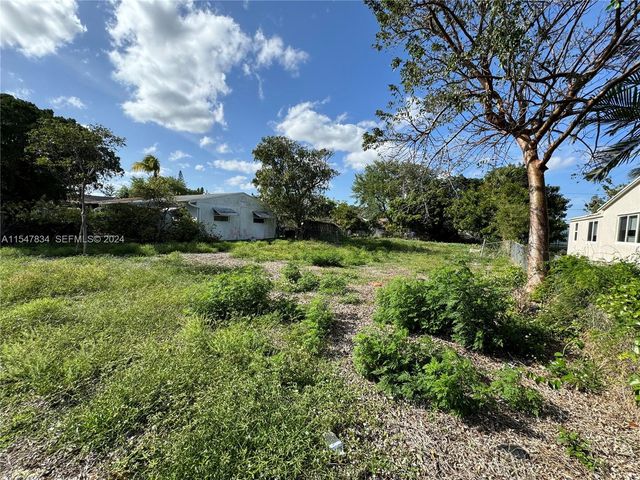 2205 Coolidge Street, Hollywood, FL 33020