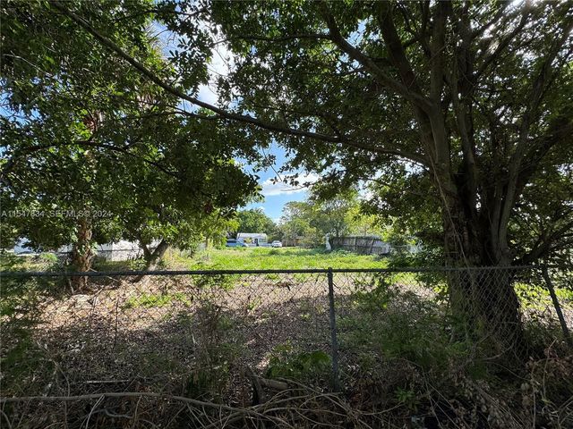 2205 Coolidge Street, Hollywood, FL 33020