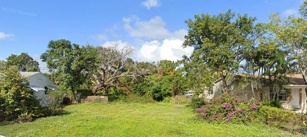 2205 Coolidge Street, Hollywood, FL 33020