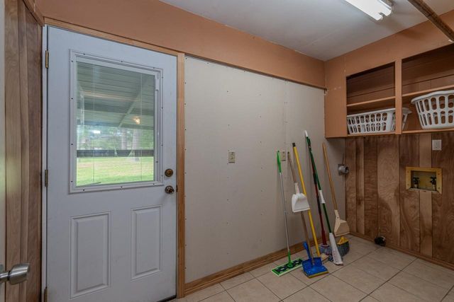 1450 Bassett Street, Orange, TX 77632