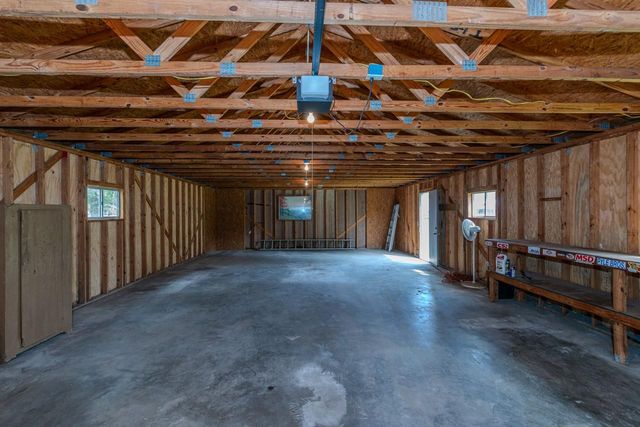 1450 Bassett Street, Orange, TX 77632