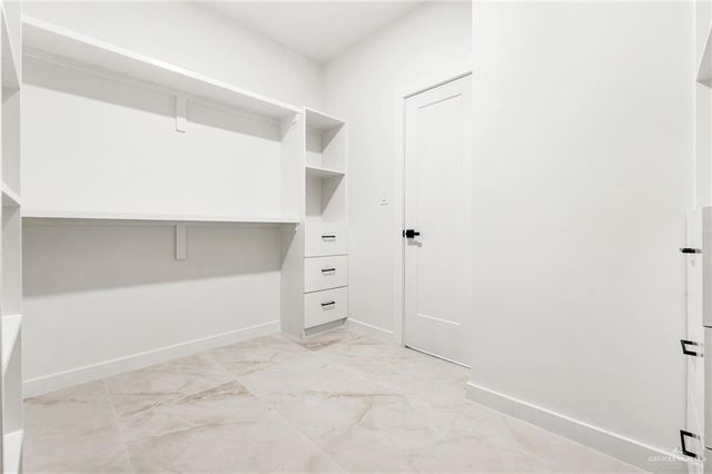 307 N 32nd Street, Hidalgo, TX 78557