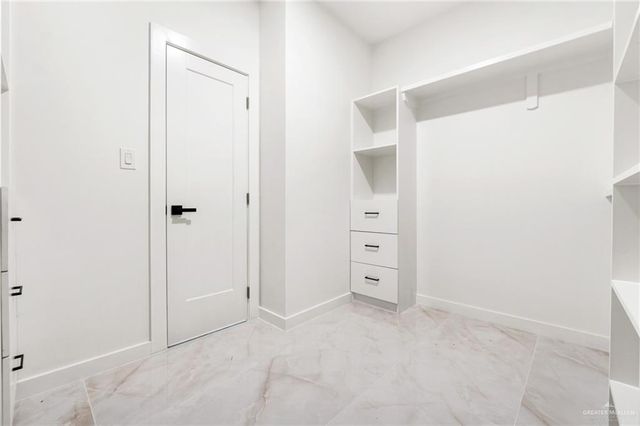 307 N 32nd Street, Hidalgo, TX 78557