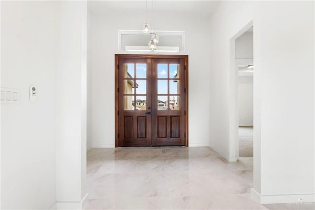 307 N 32nd Street, Hidalgo, TX 78557