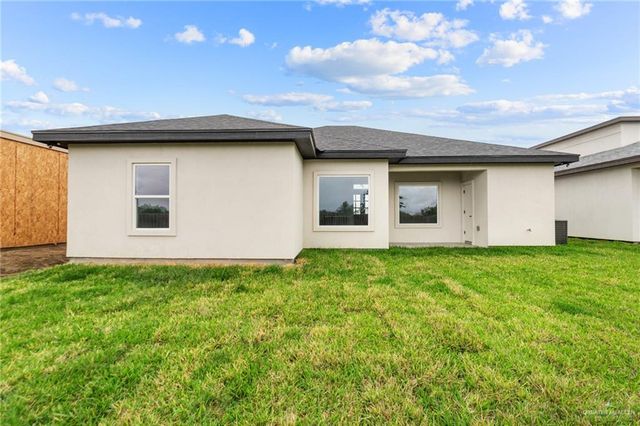 307 N 32nd Street, Hidalgo, TX 78557