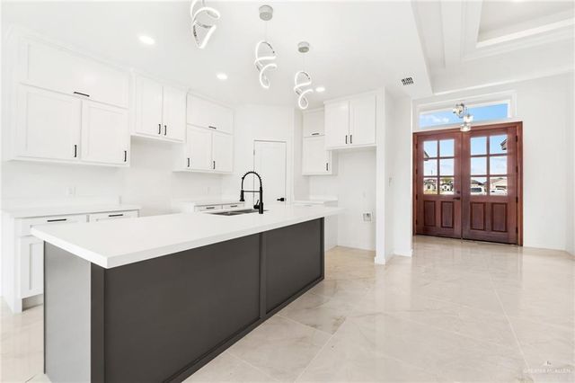 307 N 32nd Street, Hidalgo, TX 78557