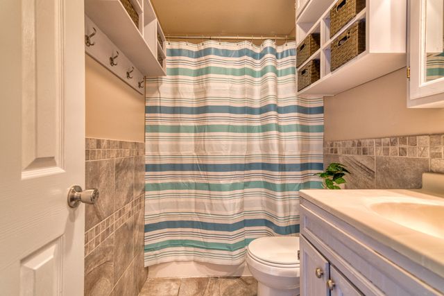 1033 Bush Ave, Oak Grove, KY 42262