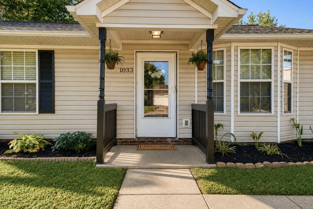 1033 Bush Ave, Oak Grove, KY 42262