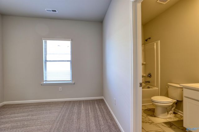 12422 Whitcomb Circle, Athens, AL 35613