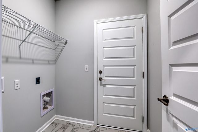 12422 Whitcomb Circle, Athens, AL 35613