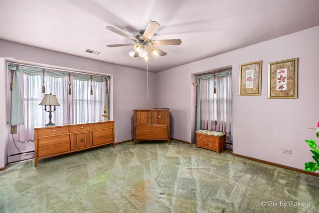 8284 W Ainslie Street, Norridge, IL 60706