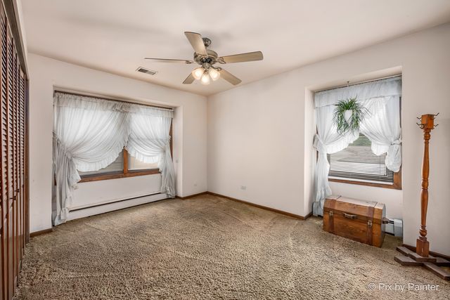 8284 W Ainslie Street, Norridge, IL 60706