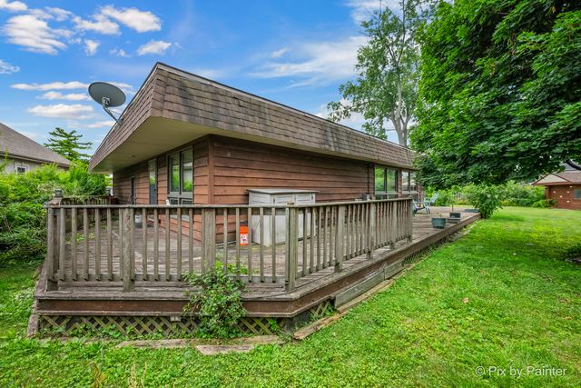 8284 W Ainslie Street, Norridge, IL 60706