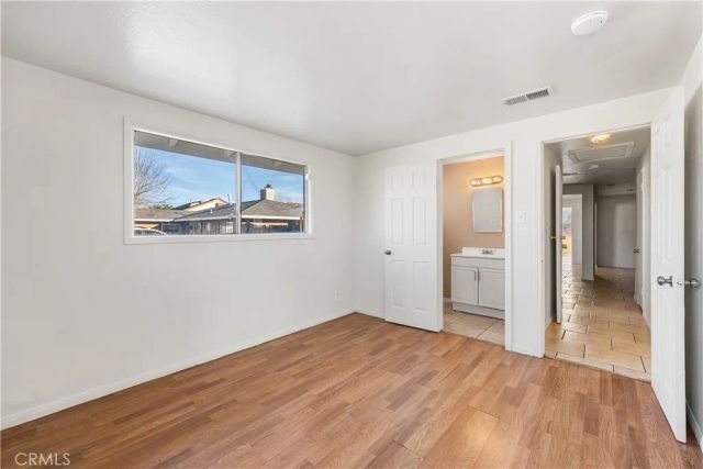 1252 E Avenue R6, Palmdale, CA 93550