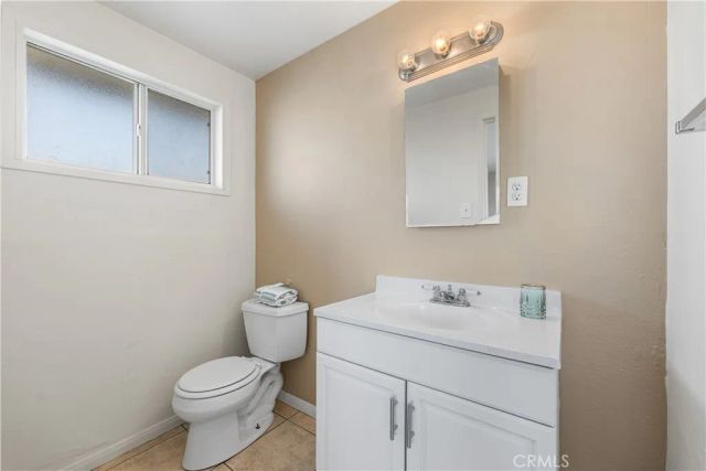 1252 E Avenue R6, Palmdale, CA 93550