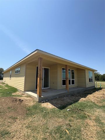 137 Walker Lane, Mabank, TX 75147
