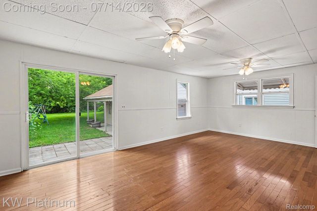 23755 Schroeder Avenue, Eastpointe, MI 48021
