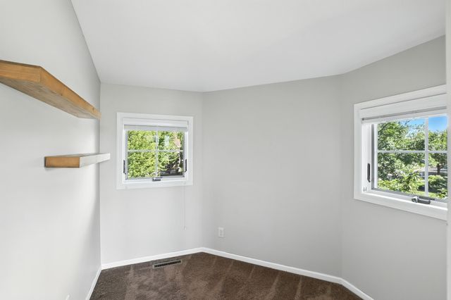 11568 Ivywood Bay, Woodbury, MN 55129