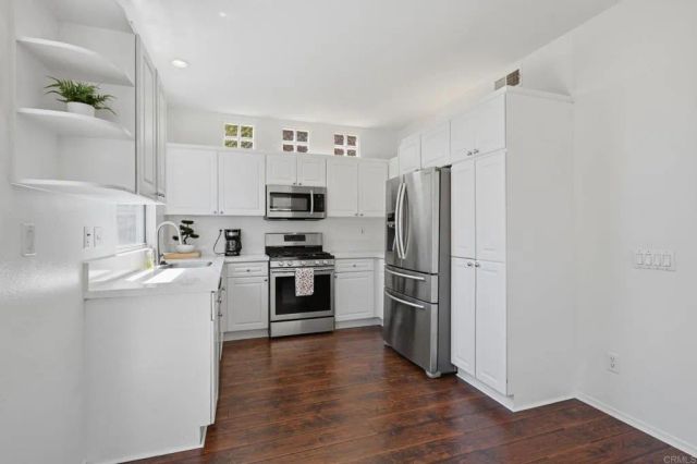 17 Calle De Vida 211, Rancho Santa Margarita, CA 92688