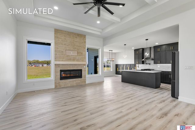 9221 Castle Pine Drive, Lincoln, NE 68516