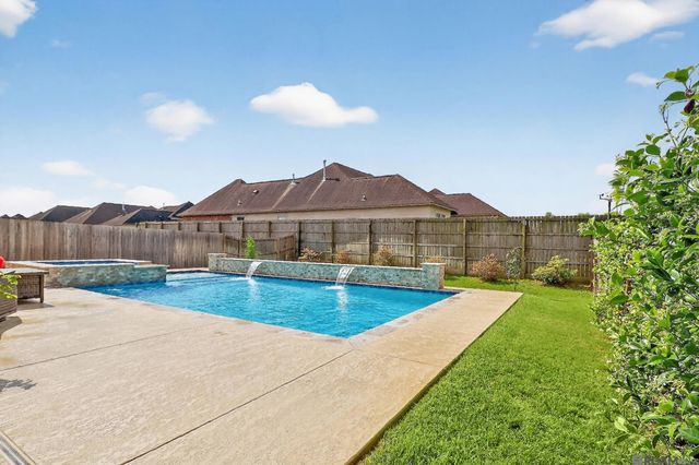 13830 Malbec Ave, Saint George, LA 70817