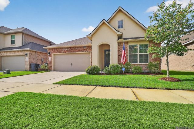 13830 Malbec Ave, Saint George, LA 70817