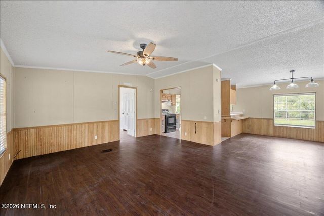 117 BUMPY Lane, Palatka, FL 32177
