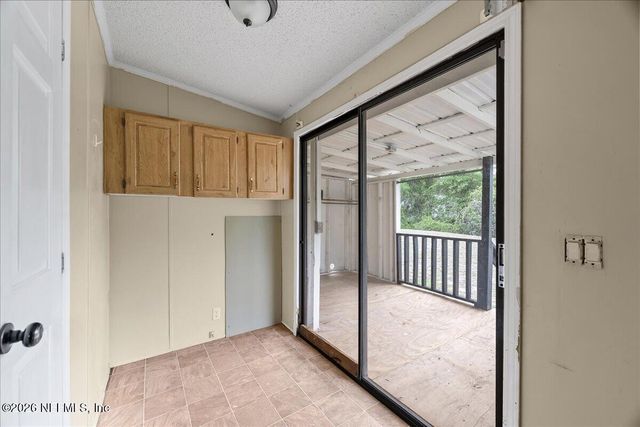 117 BUMPY Lane, Palatka, FL 32177