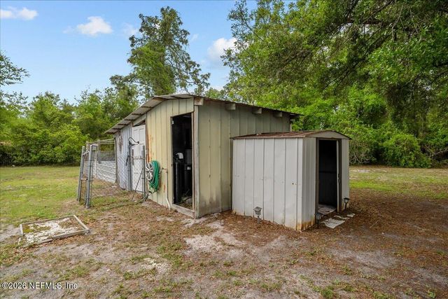 117 BUMPY Lane, Palatka, FL 32177