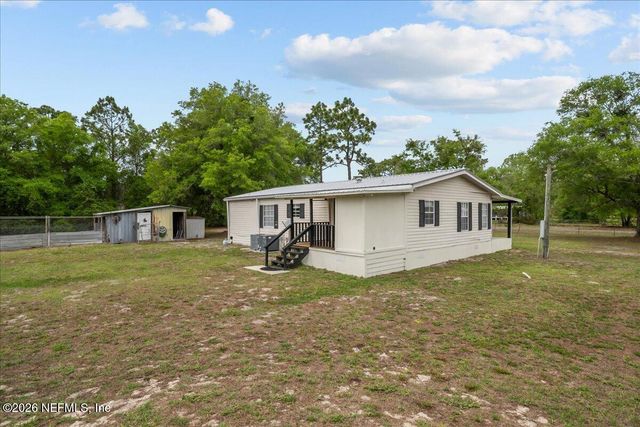 117 BUMPY Lane, Palatka, FL 32177