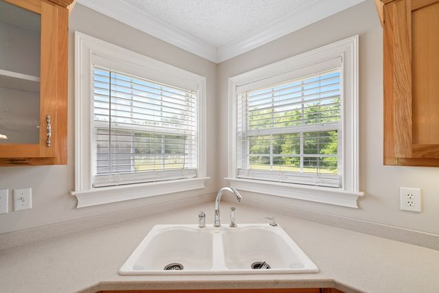 28 Chandler Ridge Drive, Chatsworth, GA 30705